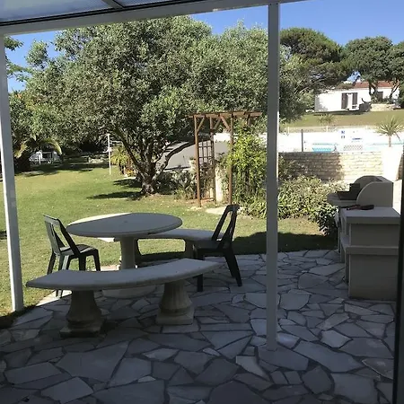 De Vacances Les Cariatides