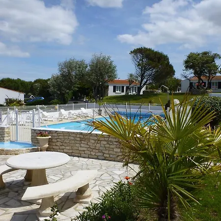 De Vacances Les Cariatides Holiday park Saint-Pierre-d'Oleron